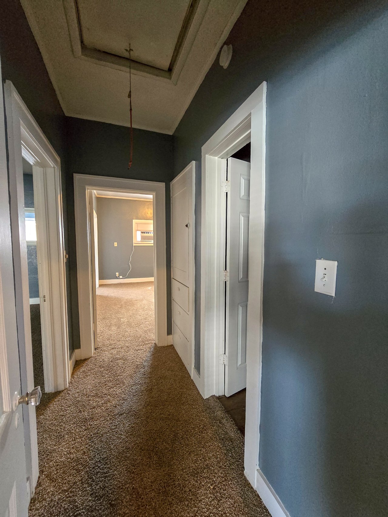 810 N Kickapoo