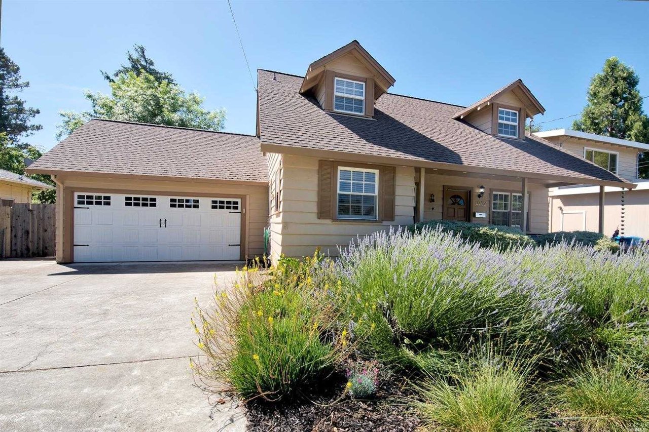 3752 Spring Creek Drive