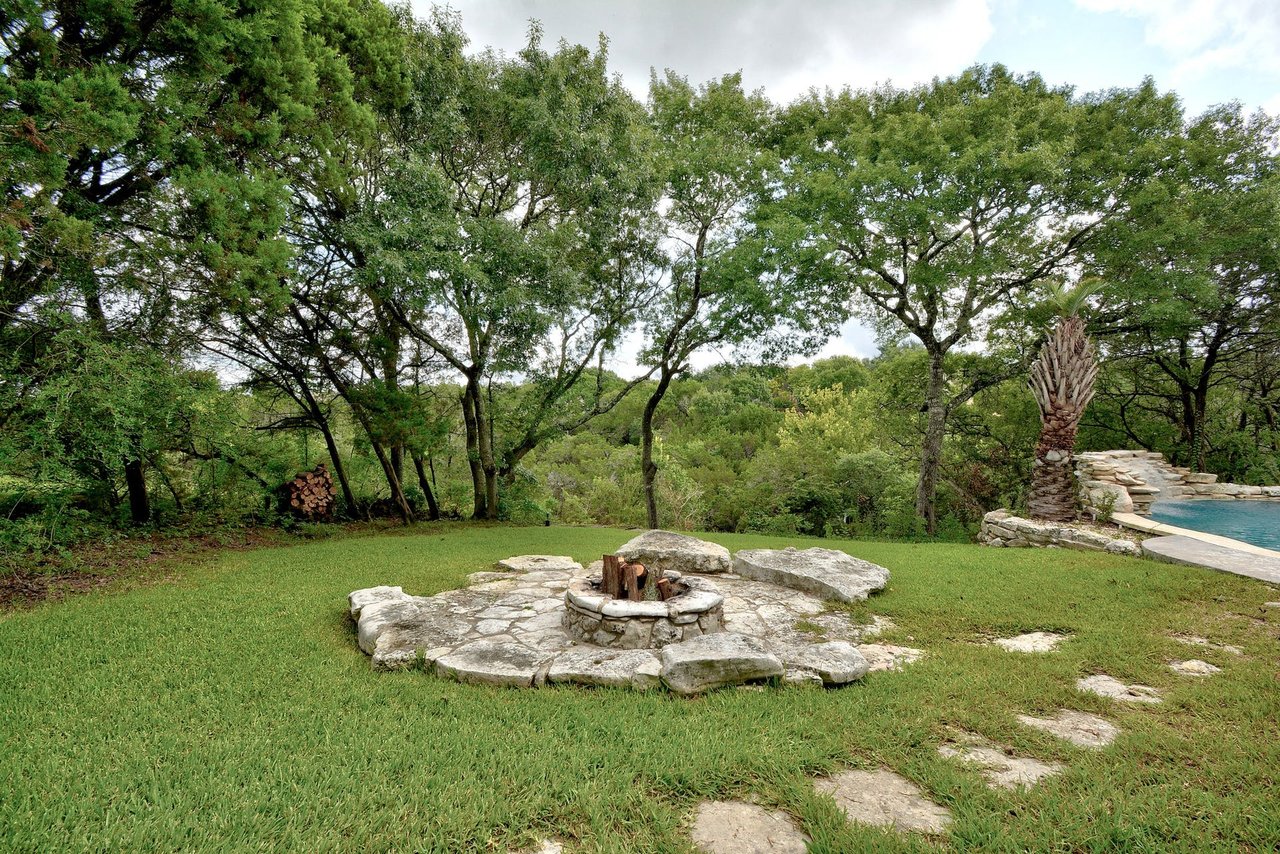 3501 Misty Creek Dr