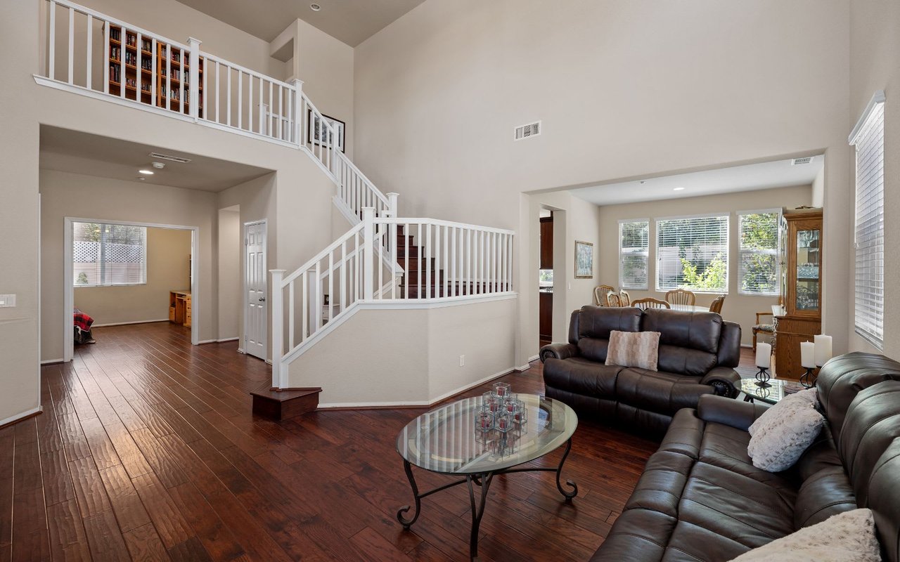 1273 Honeysuckle Avenue