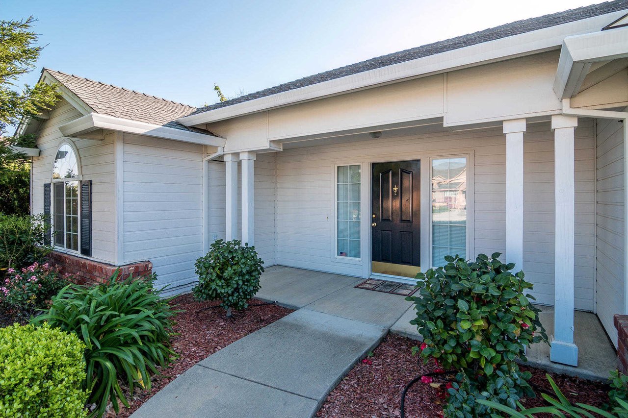2811 Blue Bell Drive