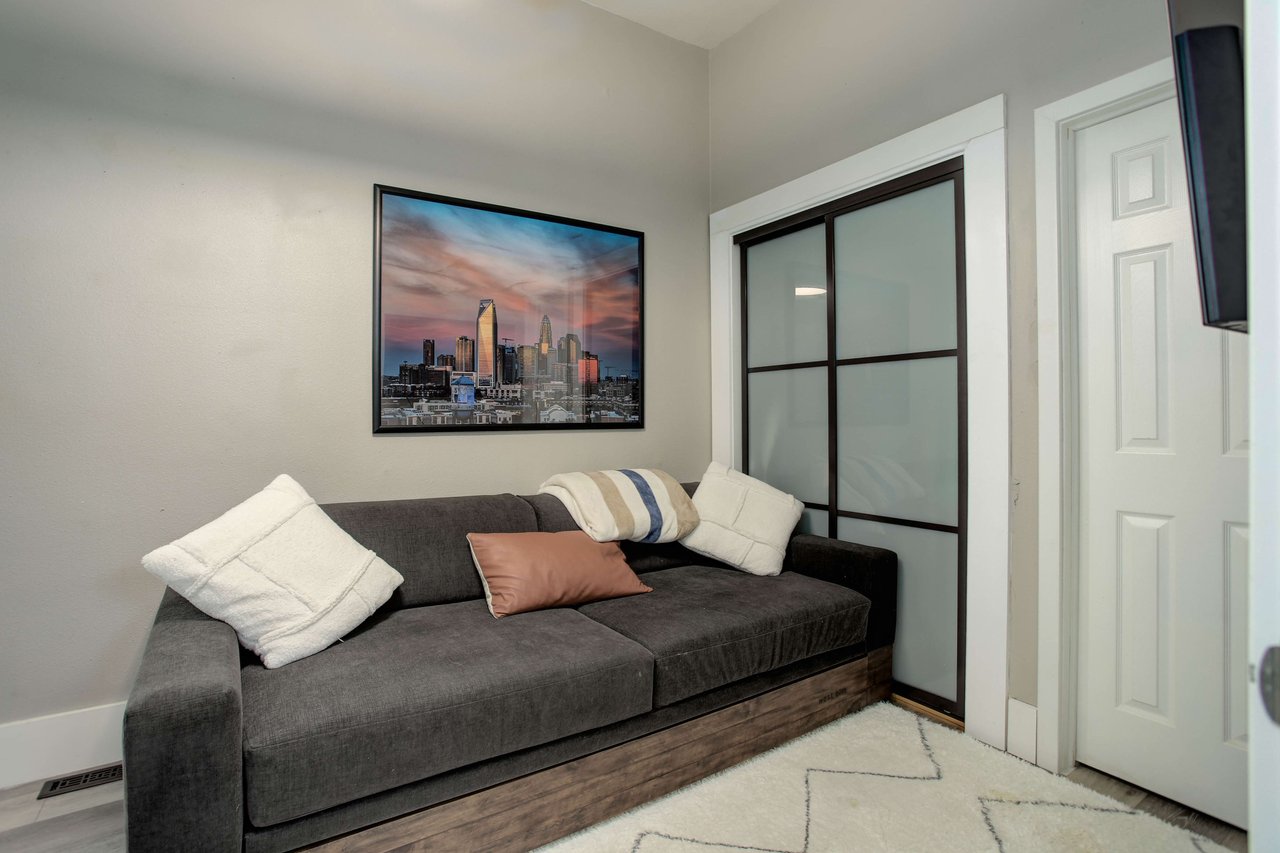 Houses for Sale in Jefferson Park, CO