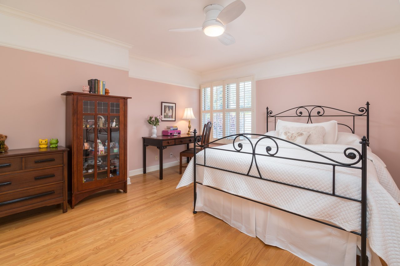 19 Greensburgh Lane, San Anselmo