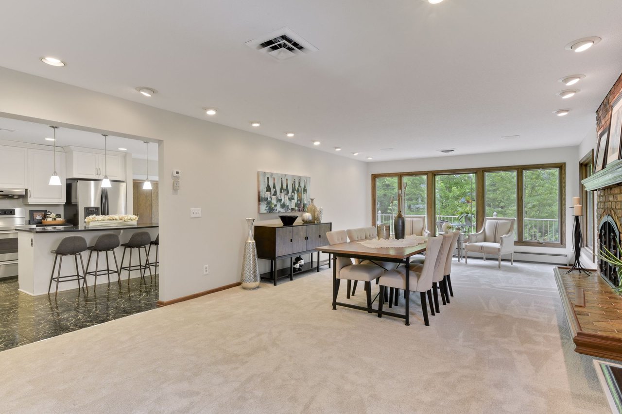 5629 Woodcrest Drive, Edina