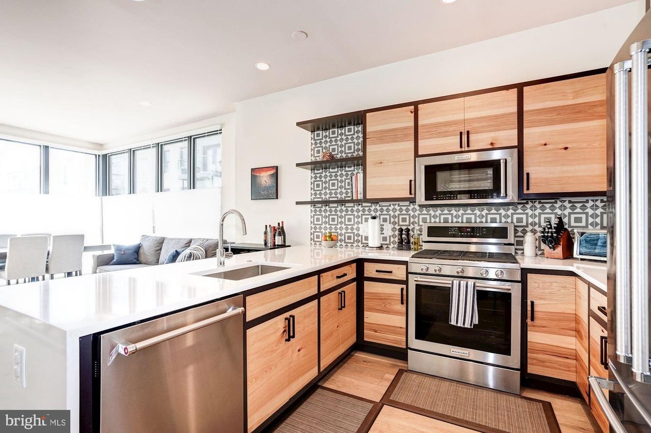 1012 Harvard St NW #4