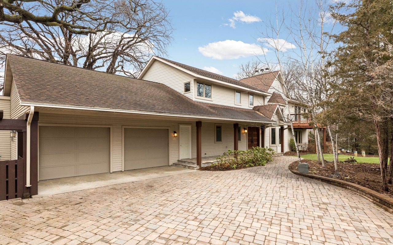 9928 Oak Shore Drive | Lakeville