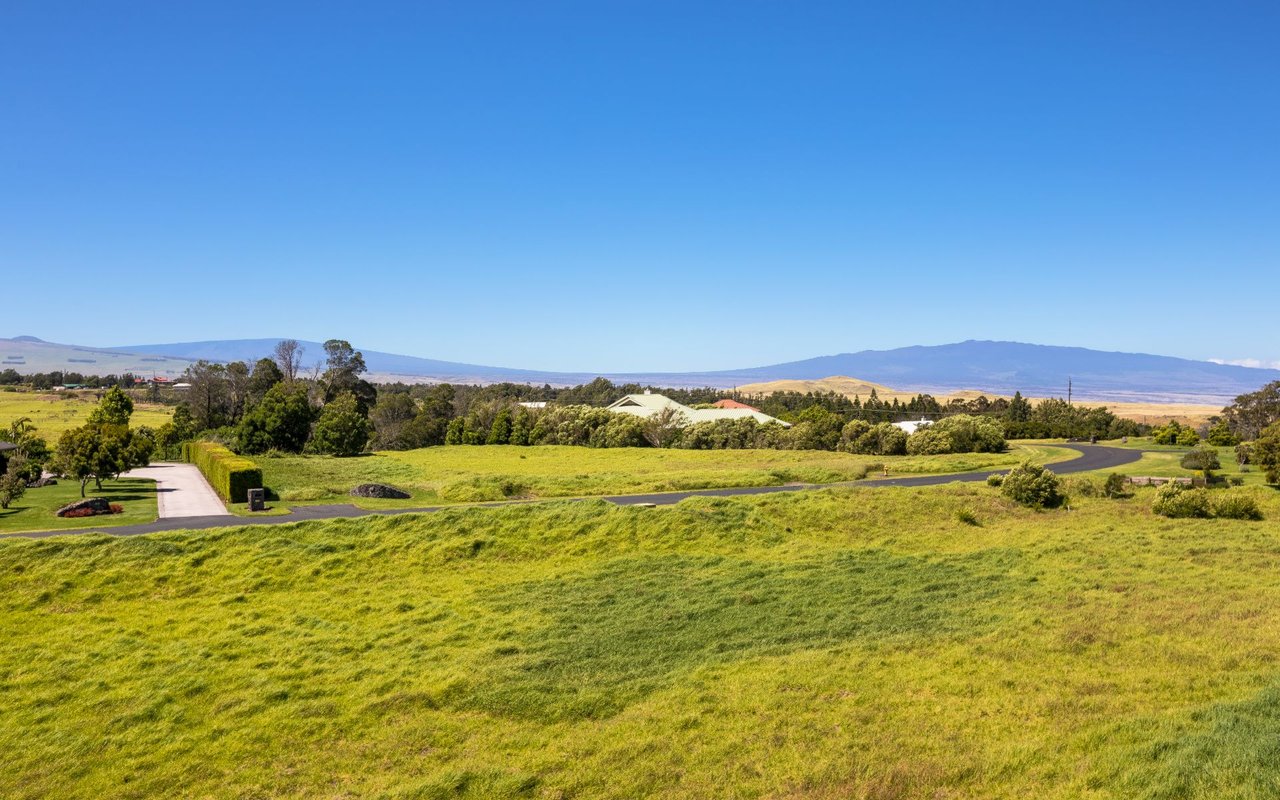 Sandalwood Family Home 