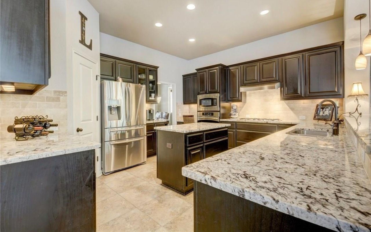 12505 Calistoga Way