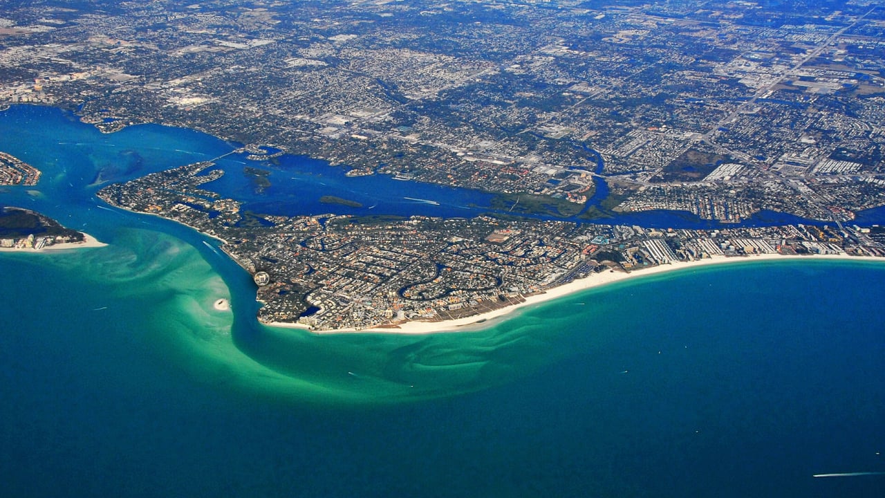 10 Incredible Places to Visit in October Around Miami and Florida