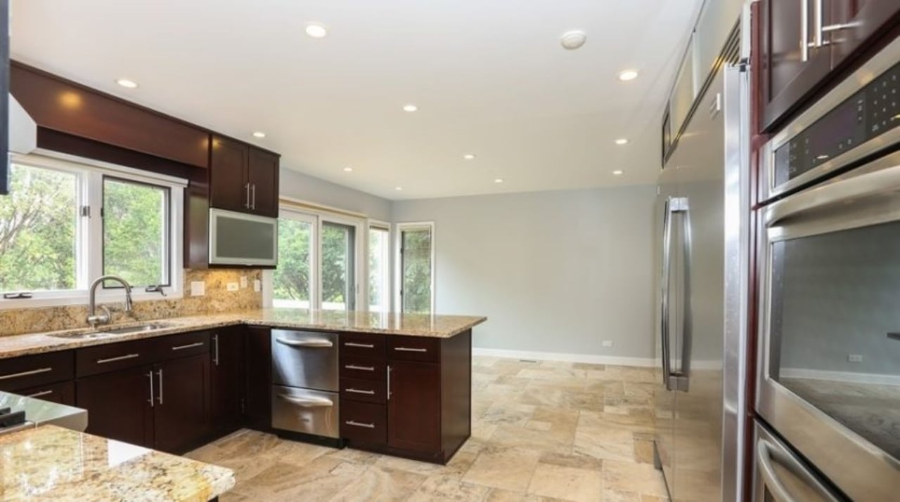 Private Exclusive: 1 Bel Aire Court in Burr Ridge