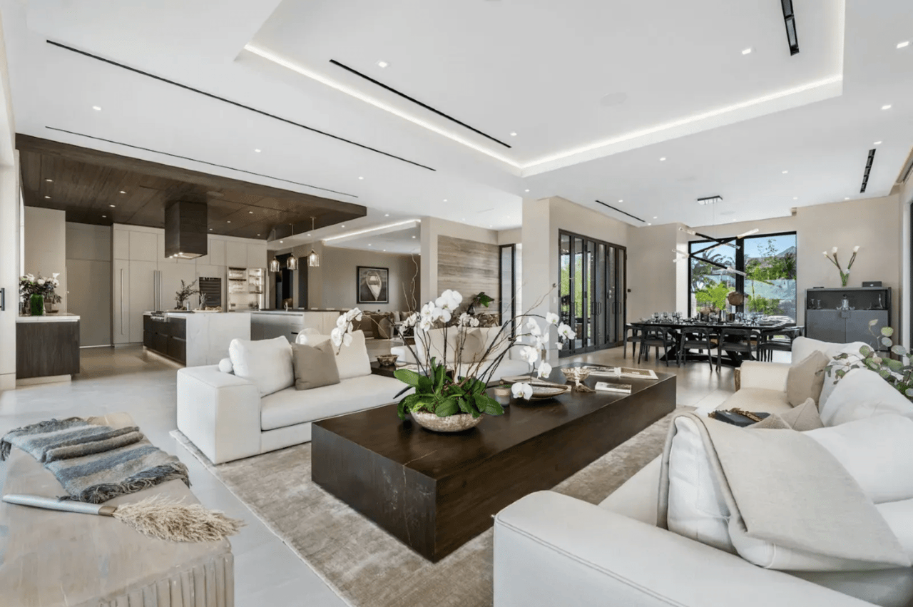 Sister-Brand Jolie Luxury Homes Breaks Records with $24M Sale in Old Fort Bay