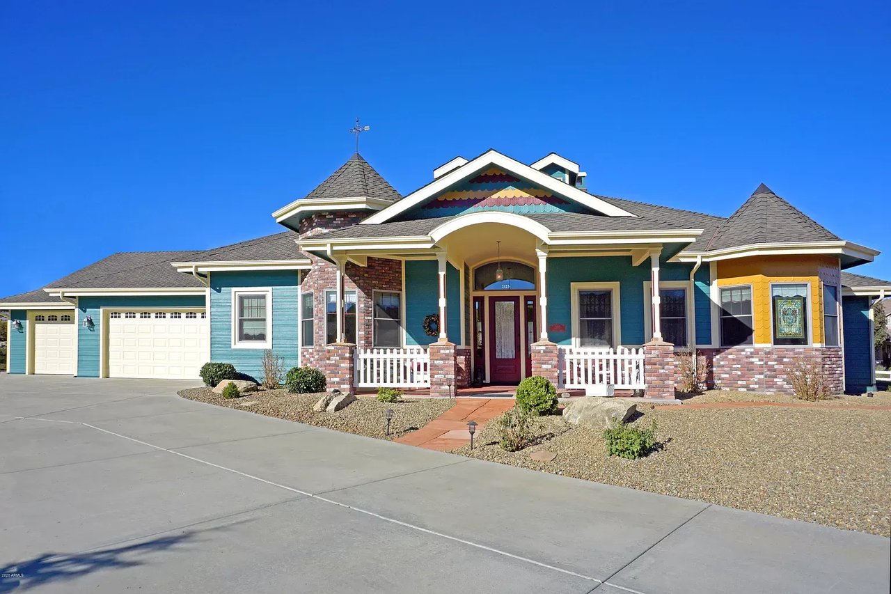 2125 Hibiscus Cir