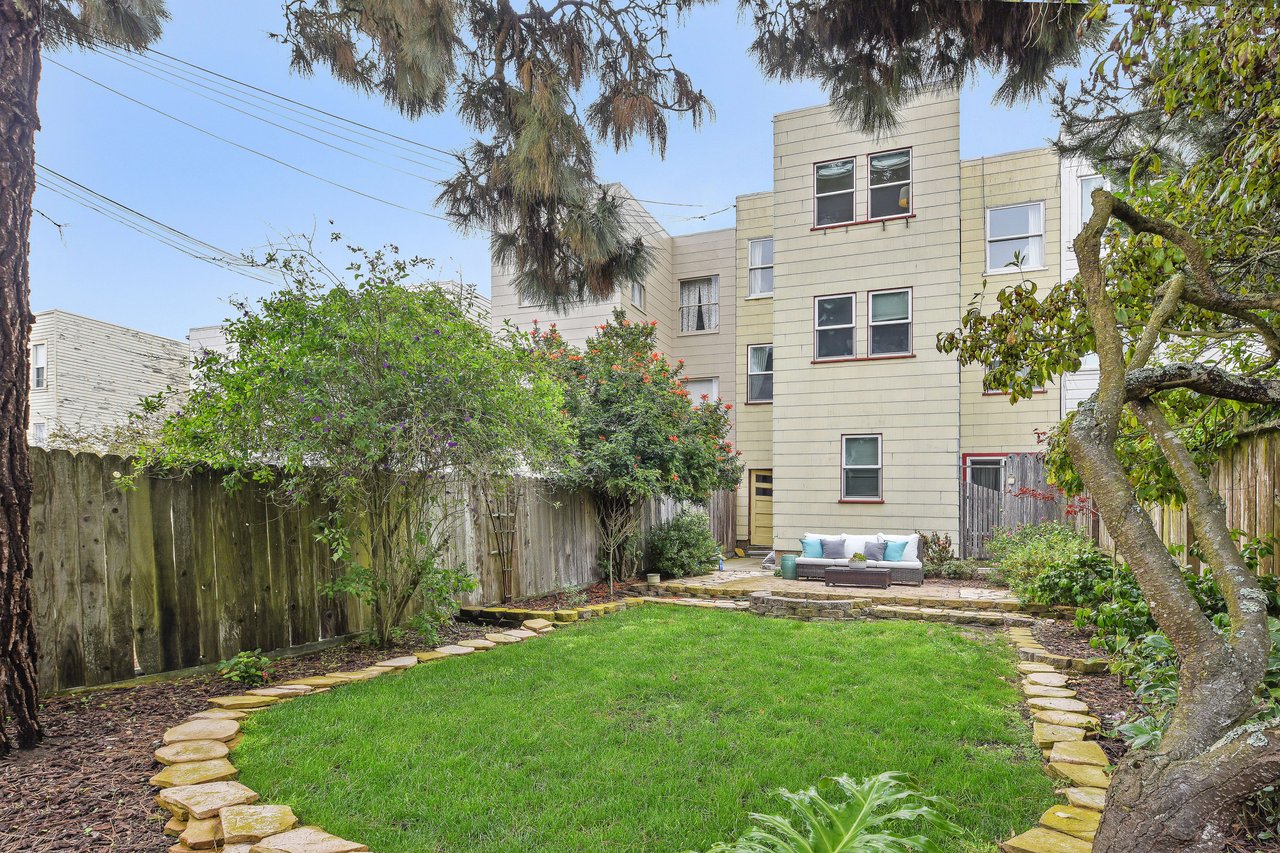 Chic Top Floor Inner Sunset Condominium