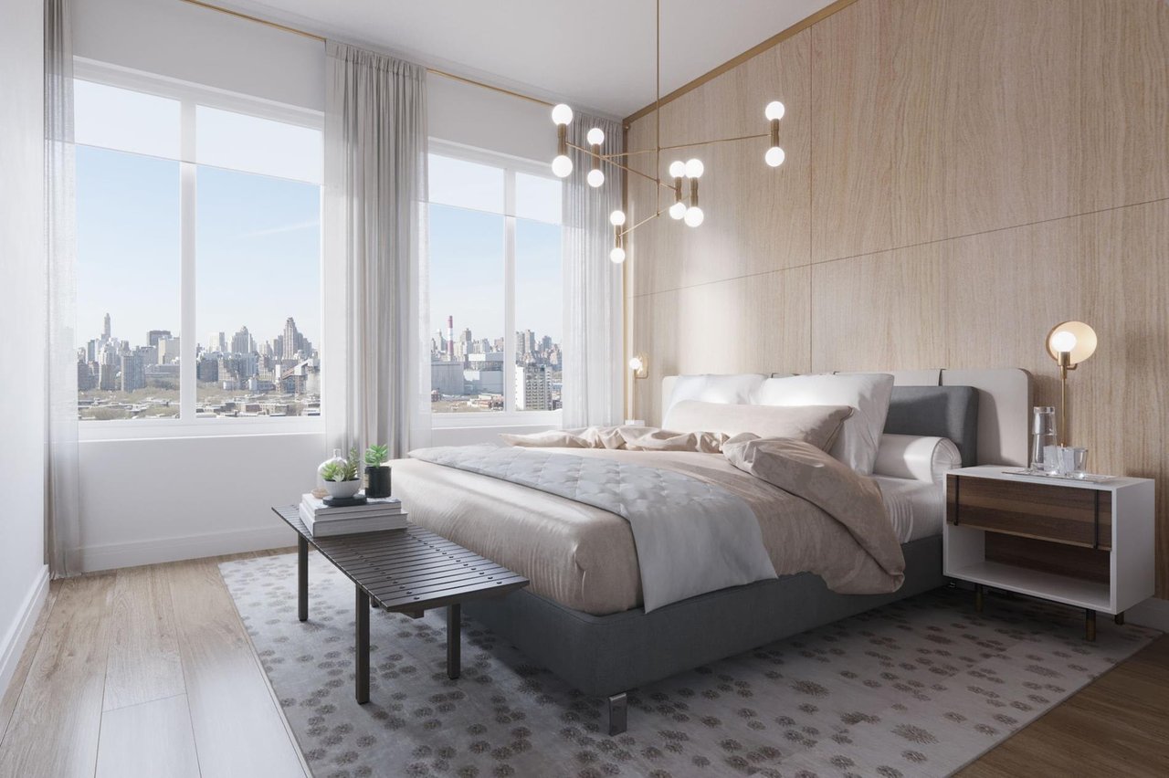 24-16 Queens Plaza South Unit: 21-E