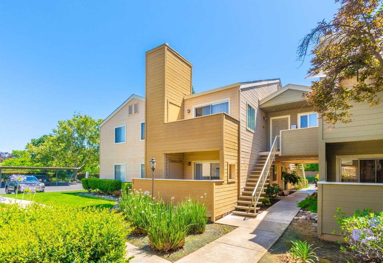 1019 Dornajo Way Unit 102