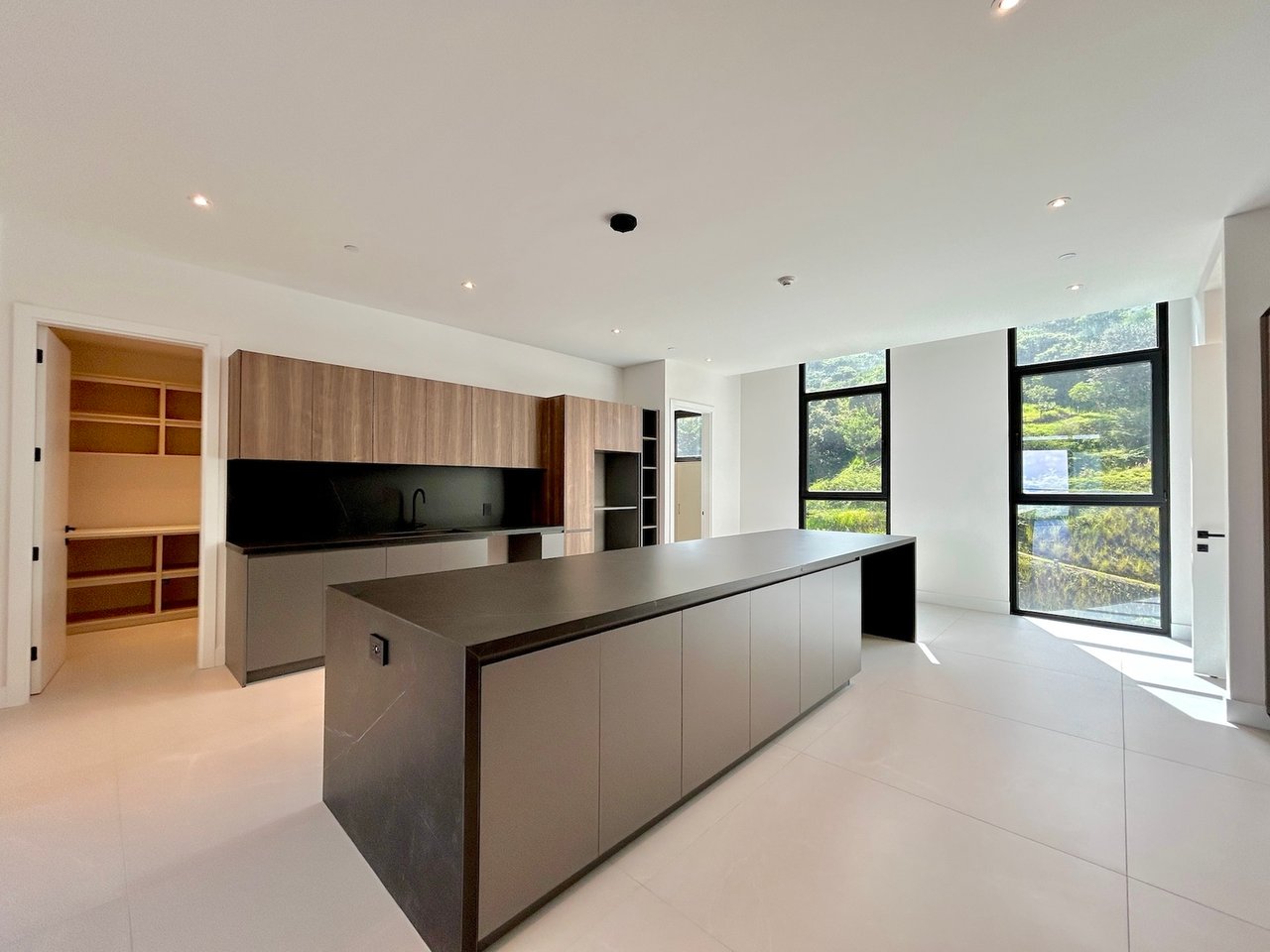 Modern Luxury Panoramic Penthouse, Santa Ana, San Jose