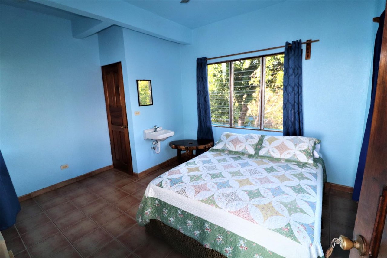 Iconic Eco-lodge With Outstanding Ocean, Sunset, and Mountain Views