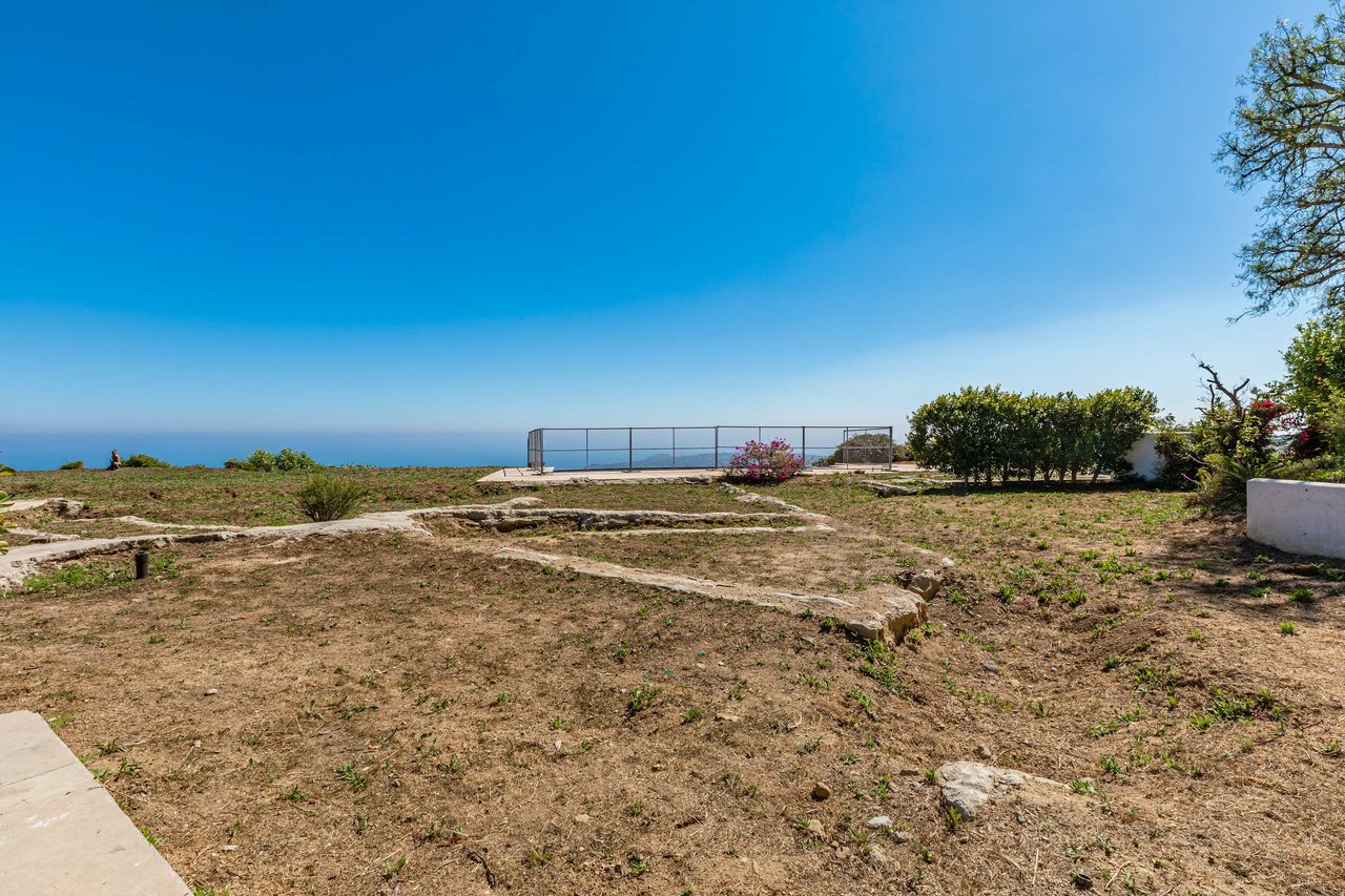 27487 Latigo Bay View Dr