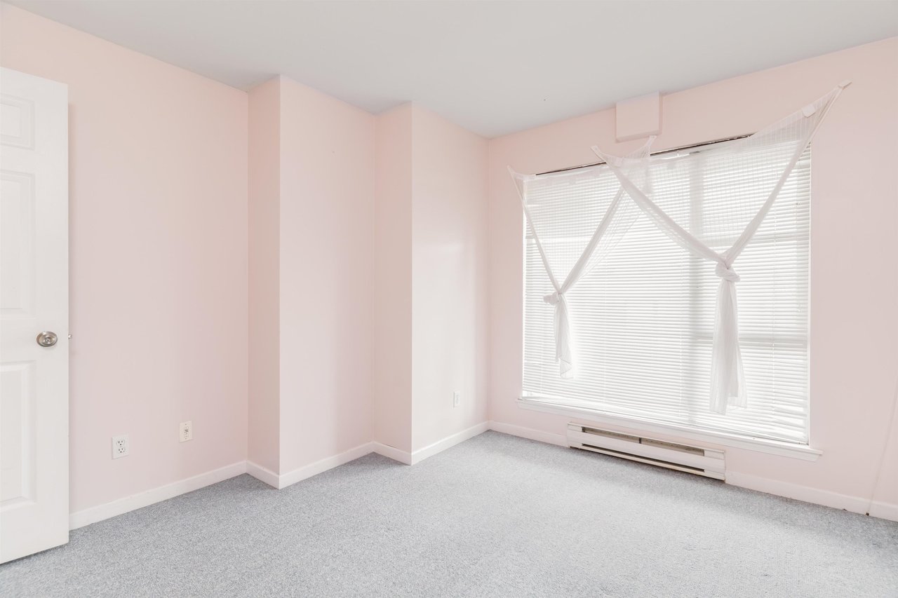 304-1333 W 7th Ave