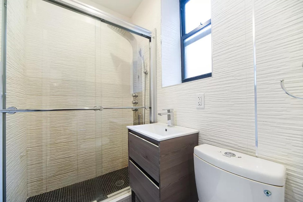 152 Thompson Street, Apt 3-E
