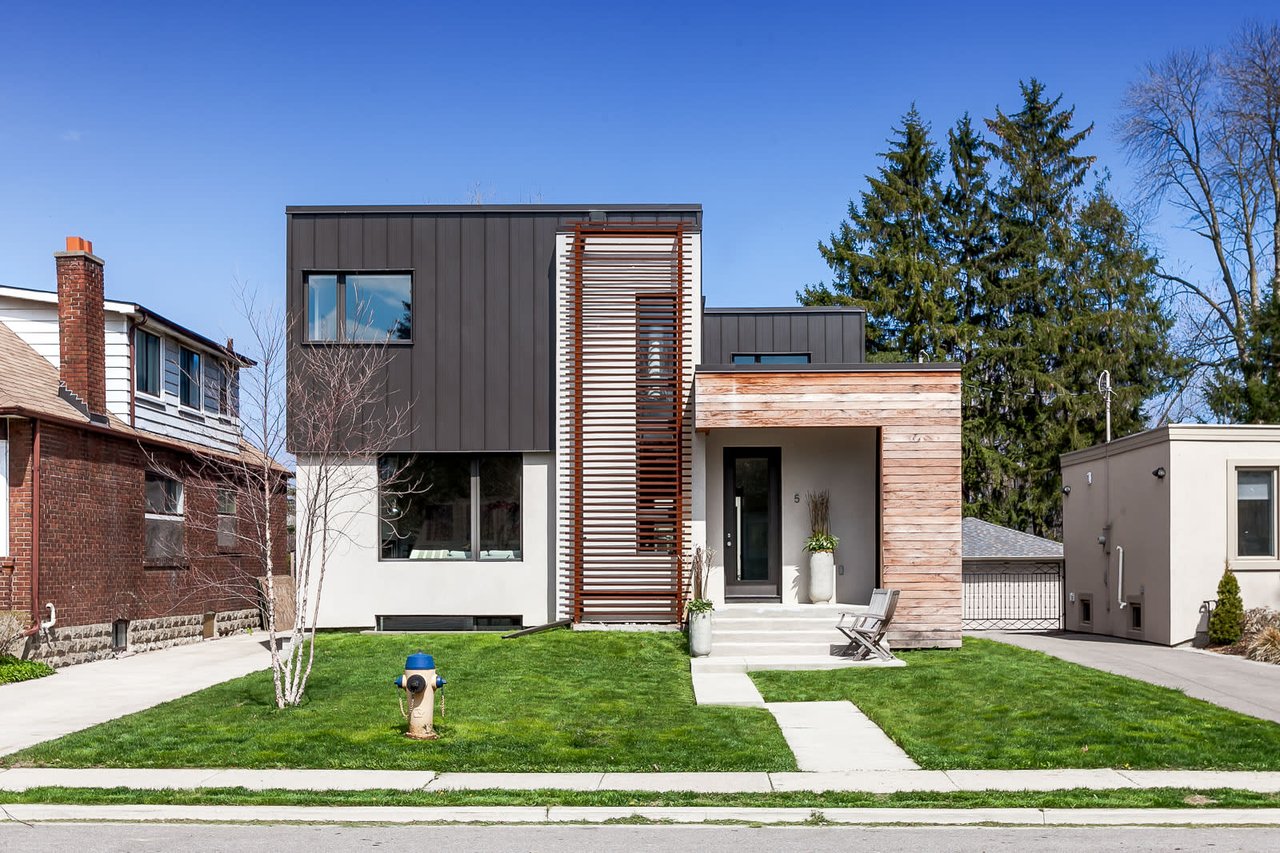 5 Elton Cres