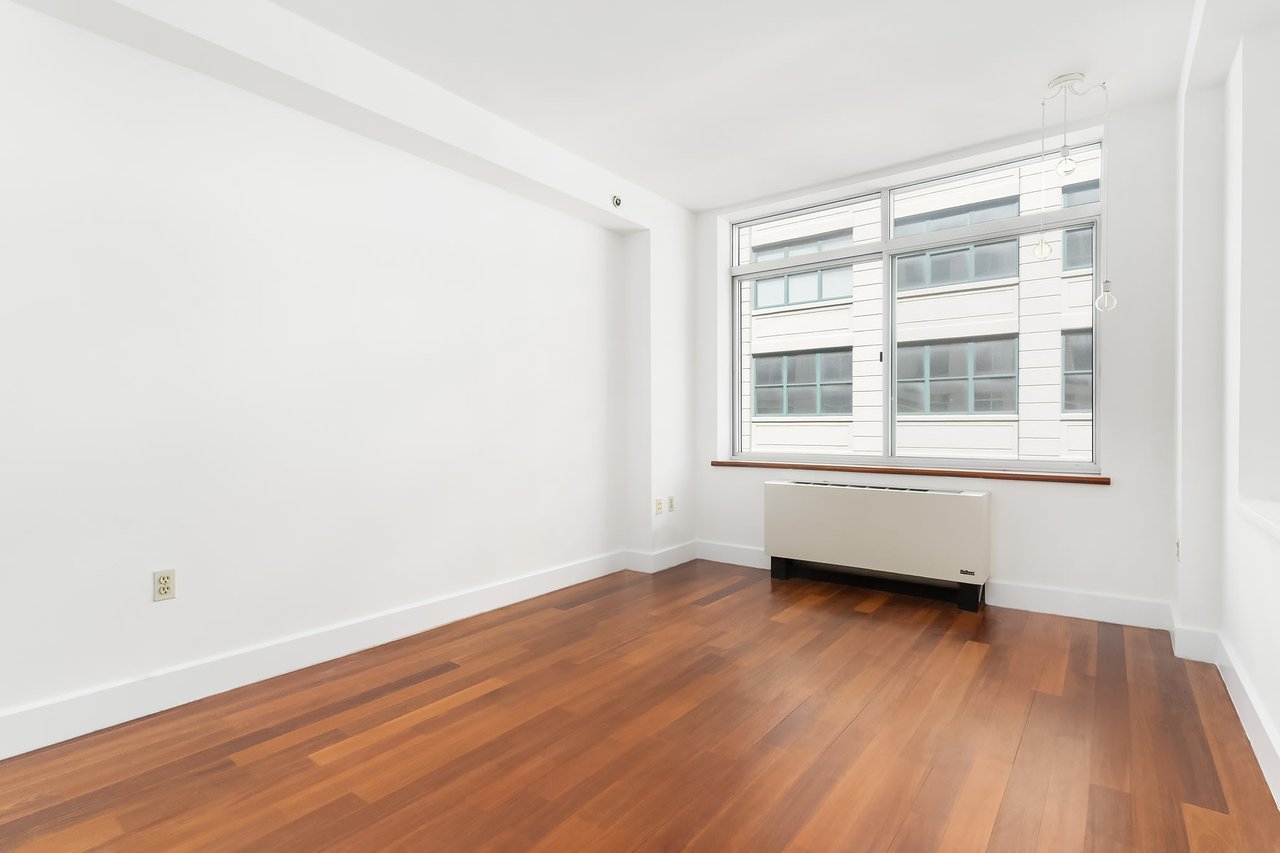 84 Front St #5C