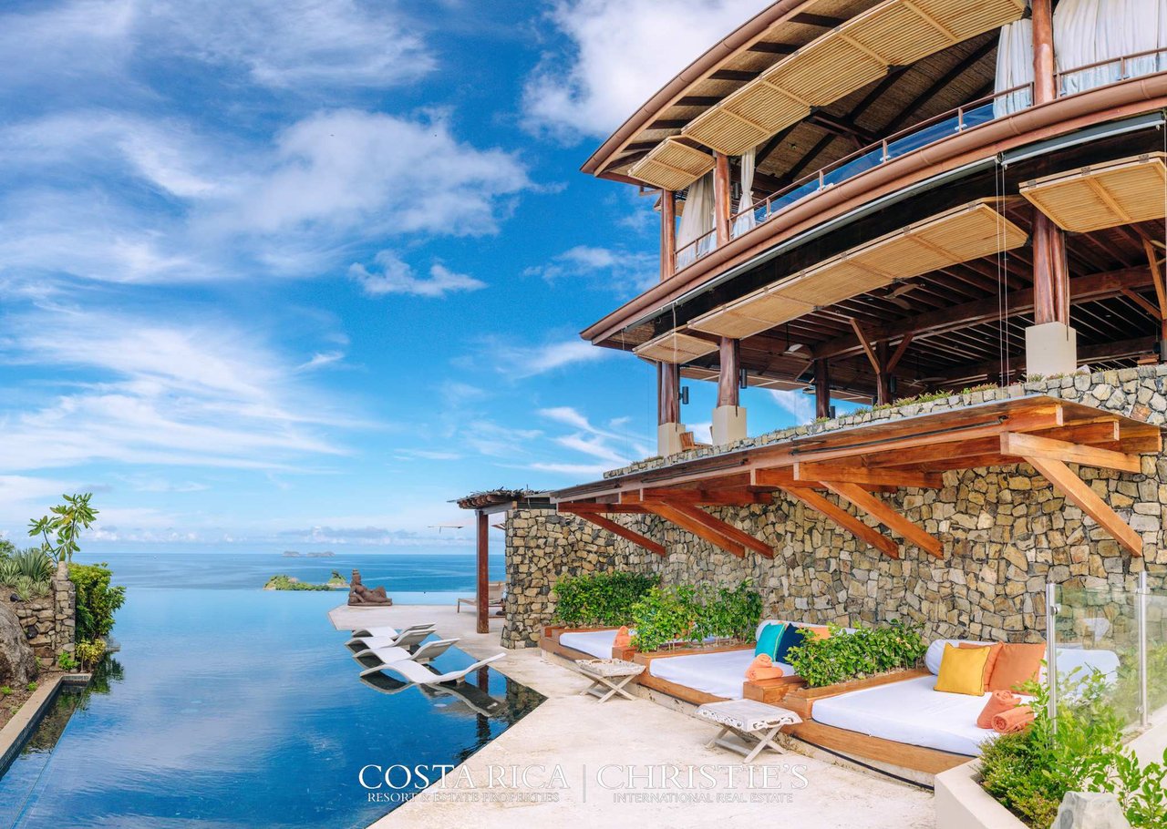 Casa Chameleon Residences Villa #2