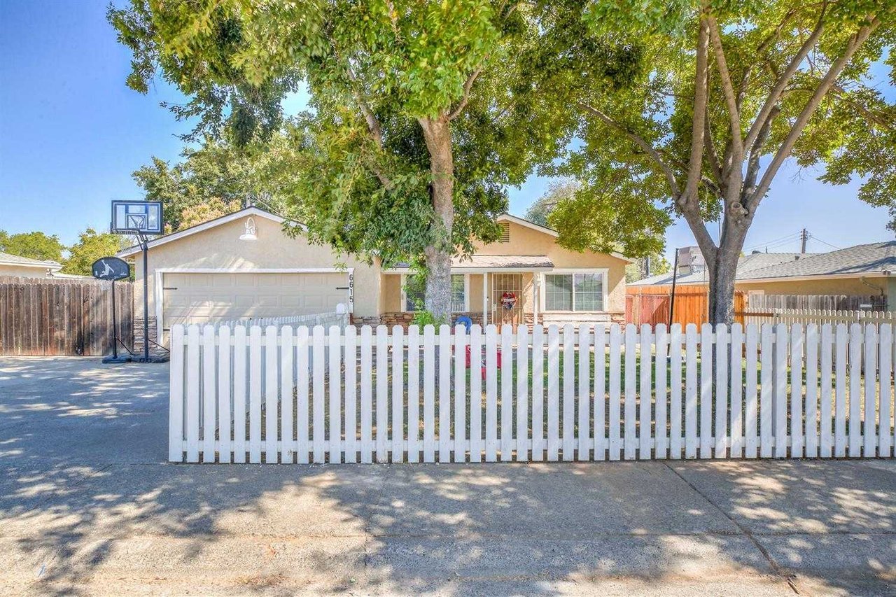 6615 Outlook Drive