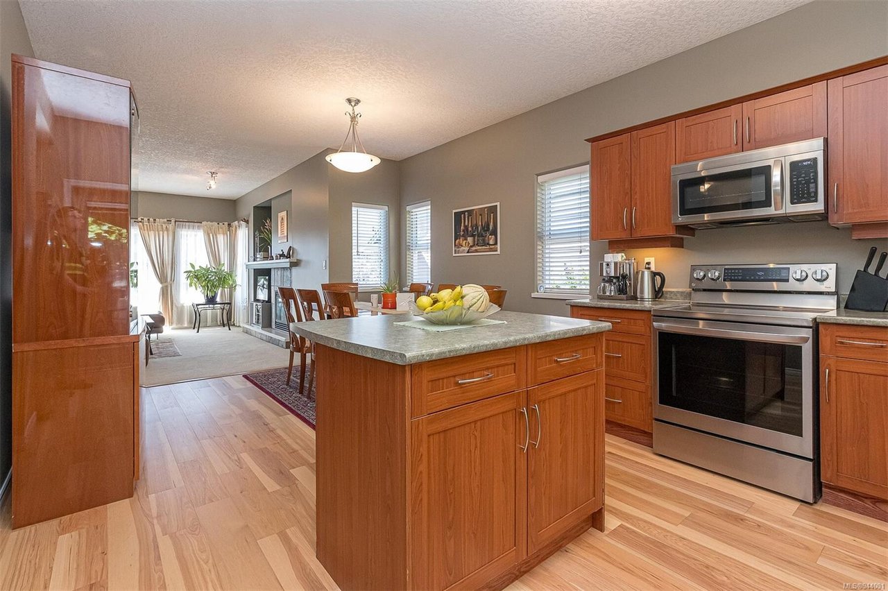 577 Kingsview Ridge