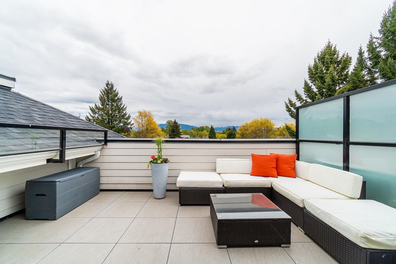 8-2717 Horley St