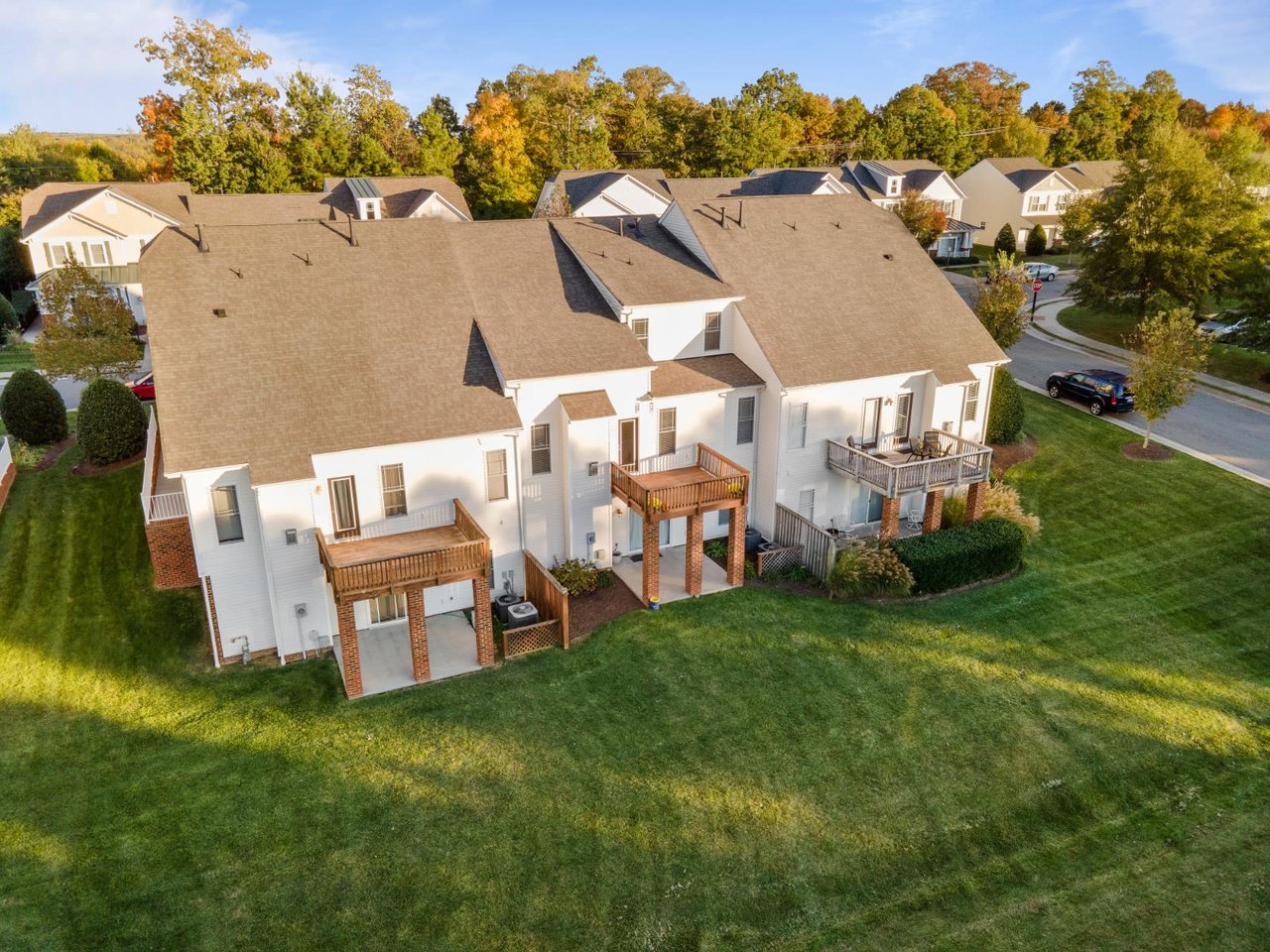 704 Abbey Village Circle