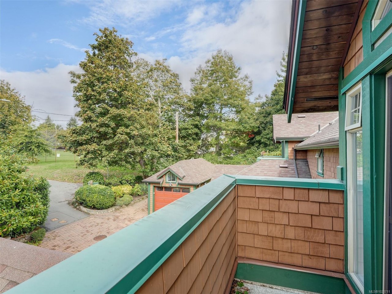 1-2573 Kilgary Pl