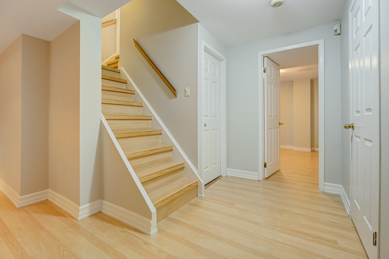 74 Penny Cres