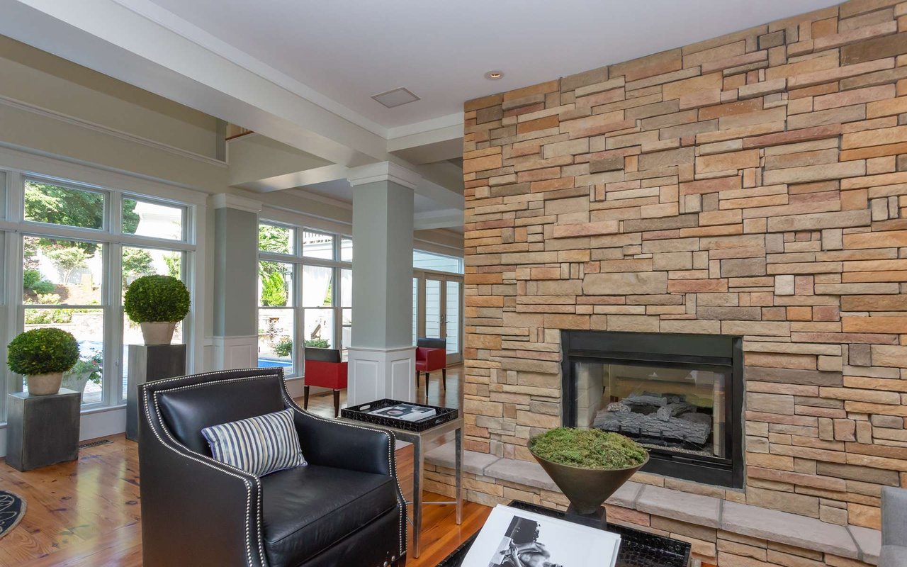 100 Arlen Park Dr
