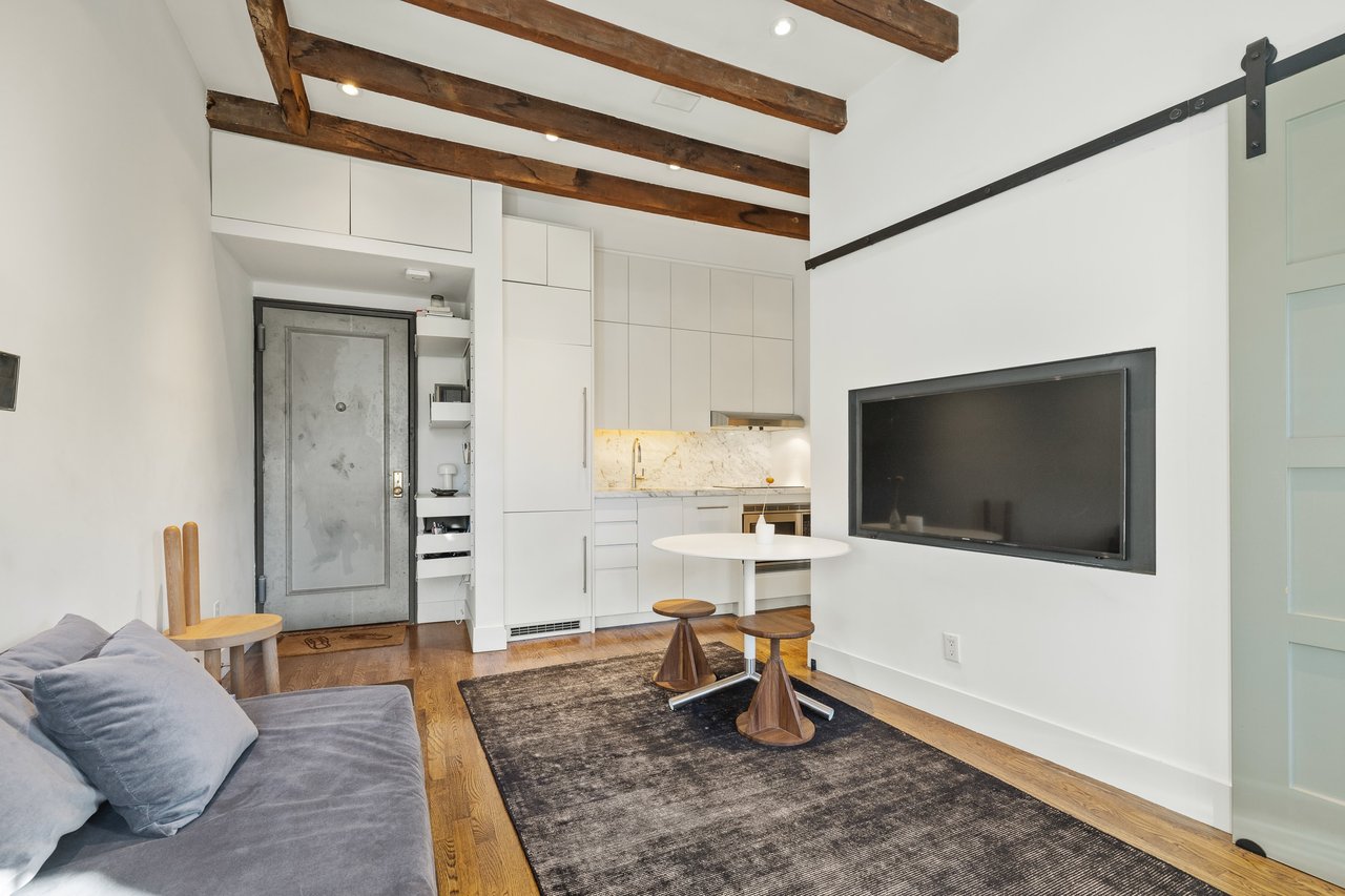 56 Jane Street #4B