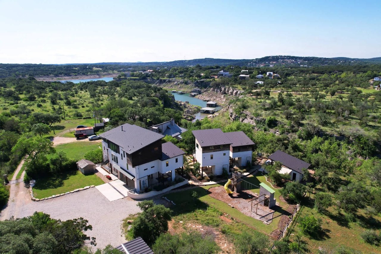 1907 Pace Bend