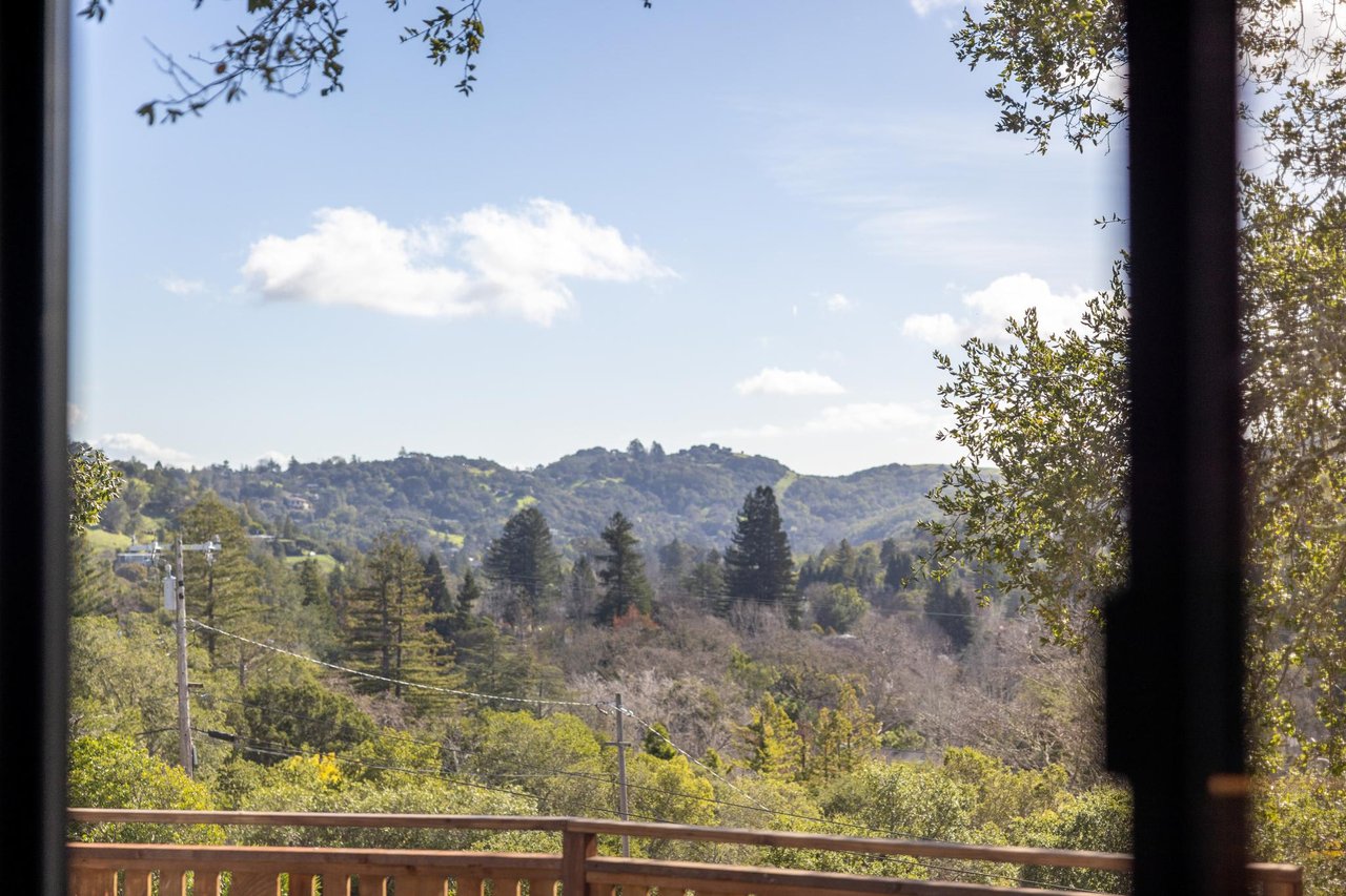 30 Garden Rock Road, San Anselmo