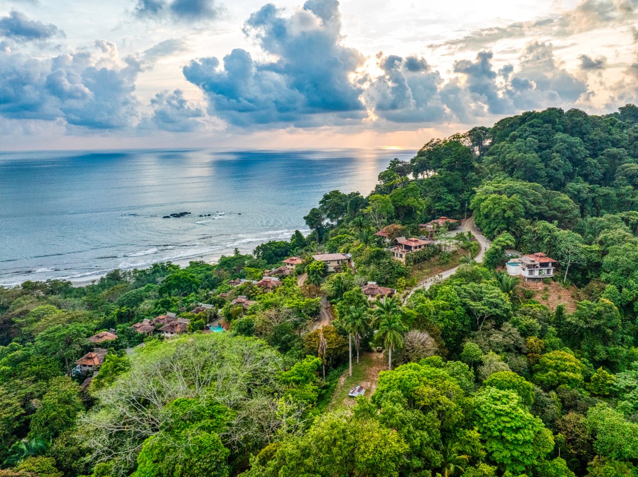 Prime Coastal Development Land, Dominical, Puntarenas