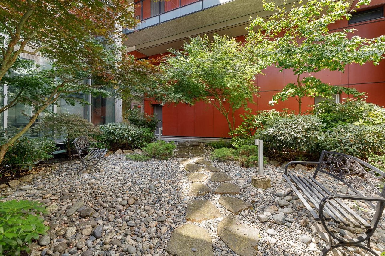 721-5955 Birney Ave