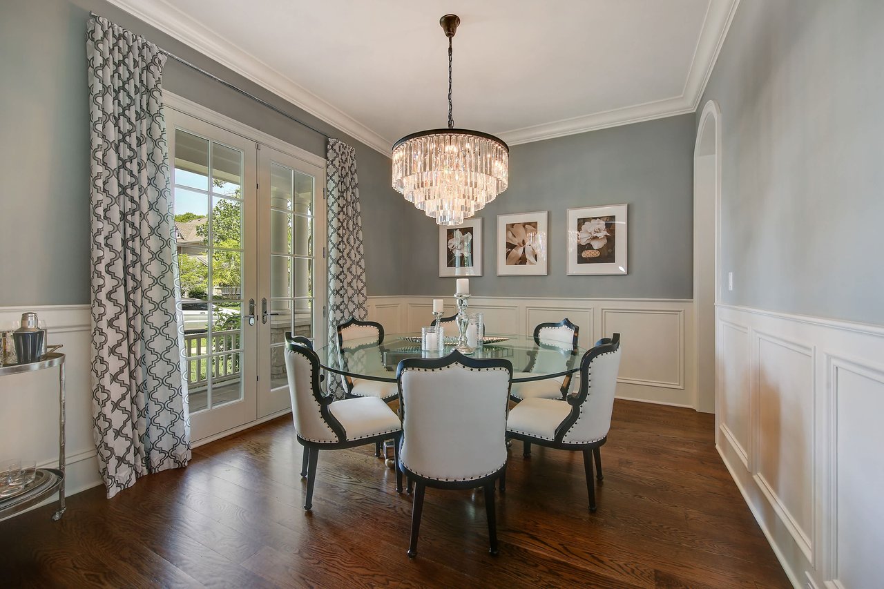 Evokes High Style & A Sensational Design