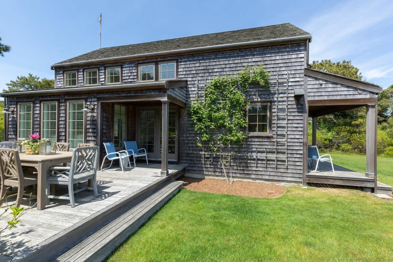 12a Pond View Dr, Cottage