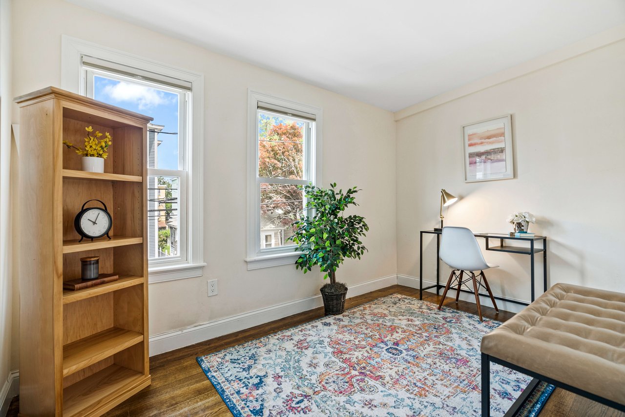 25 Granfield Ave Unit: 2