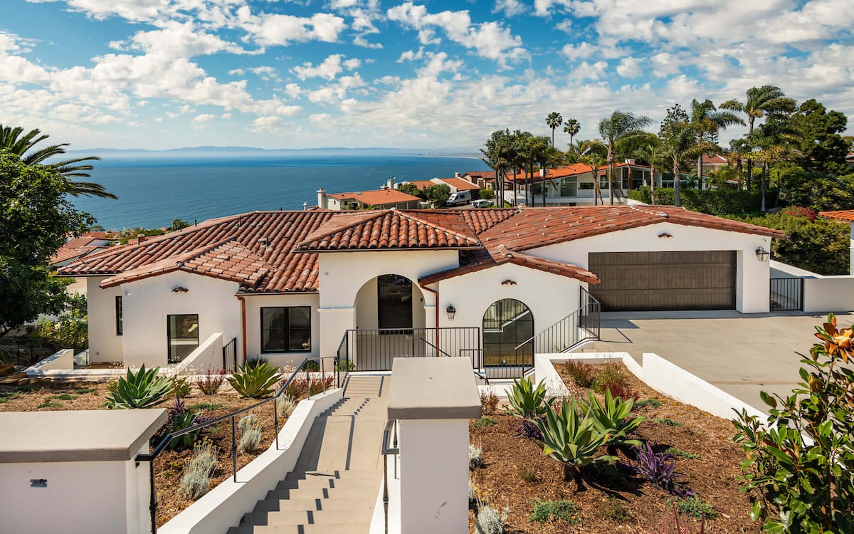 Palos Verdes Estates coastal community in California