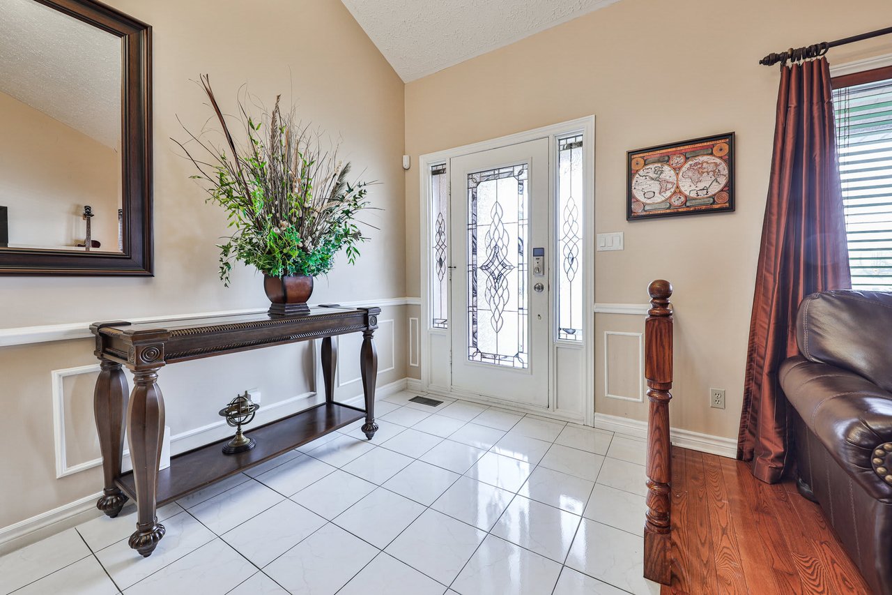 18 PRESIDIO Drive, Hamilton
