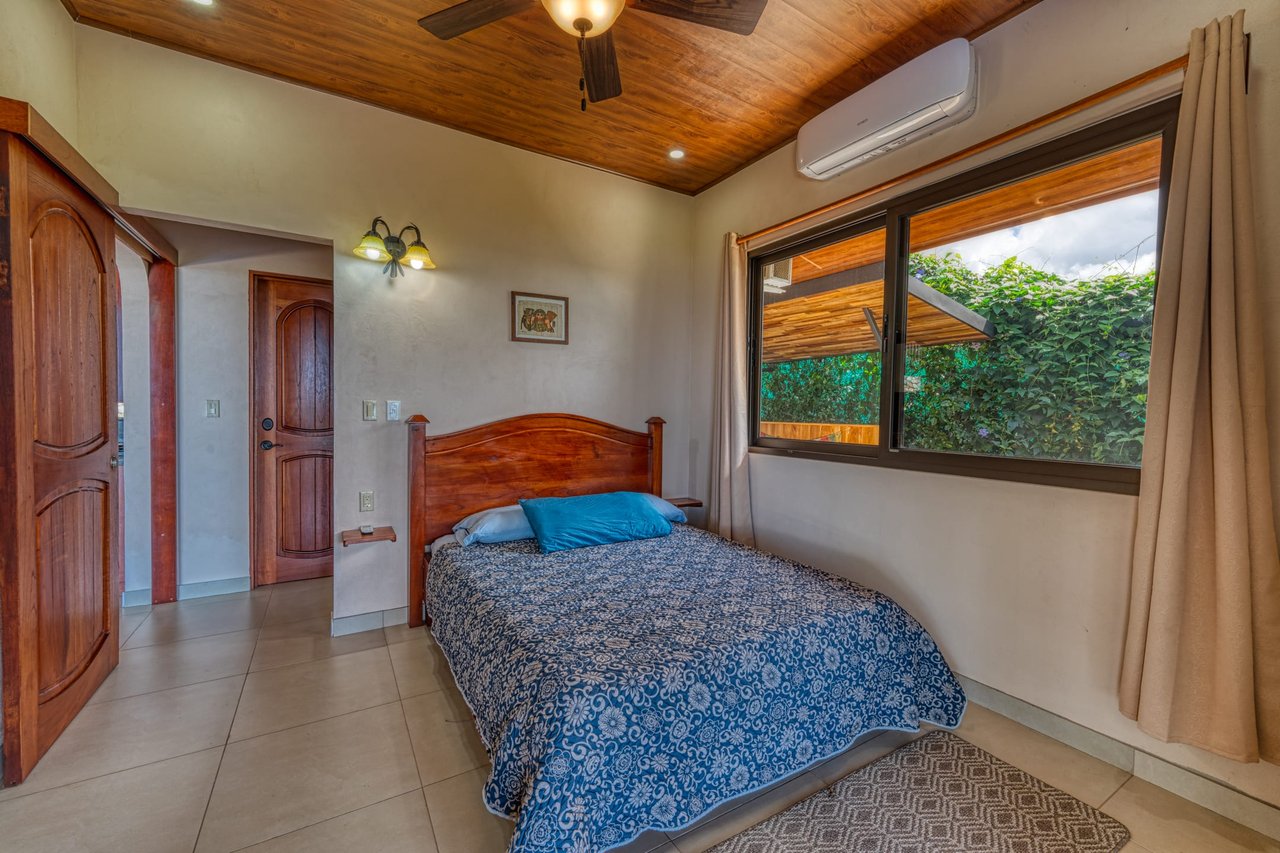 2 Bedroom with Amazing Whales Tail View on paved road