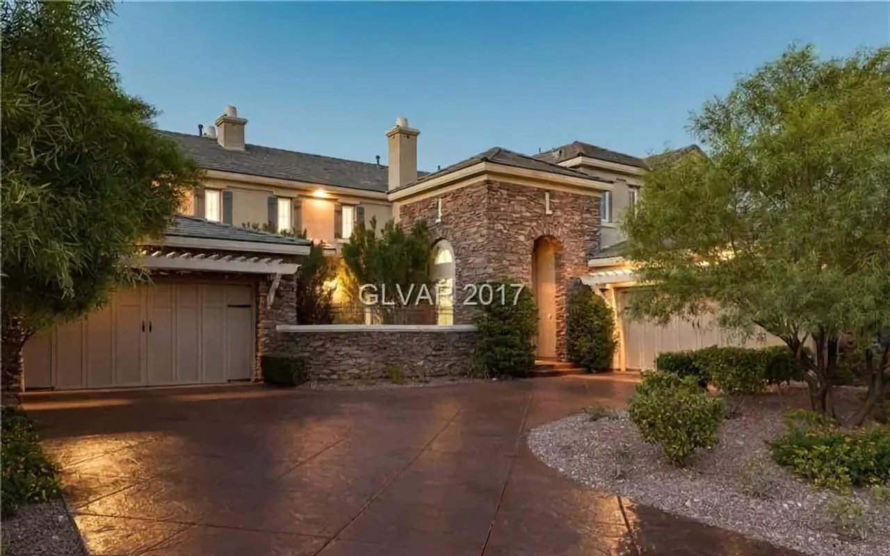 10 Must-See Features at 11522 Morning Grove Drive in Las Vegas