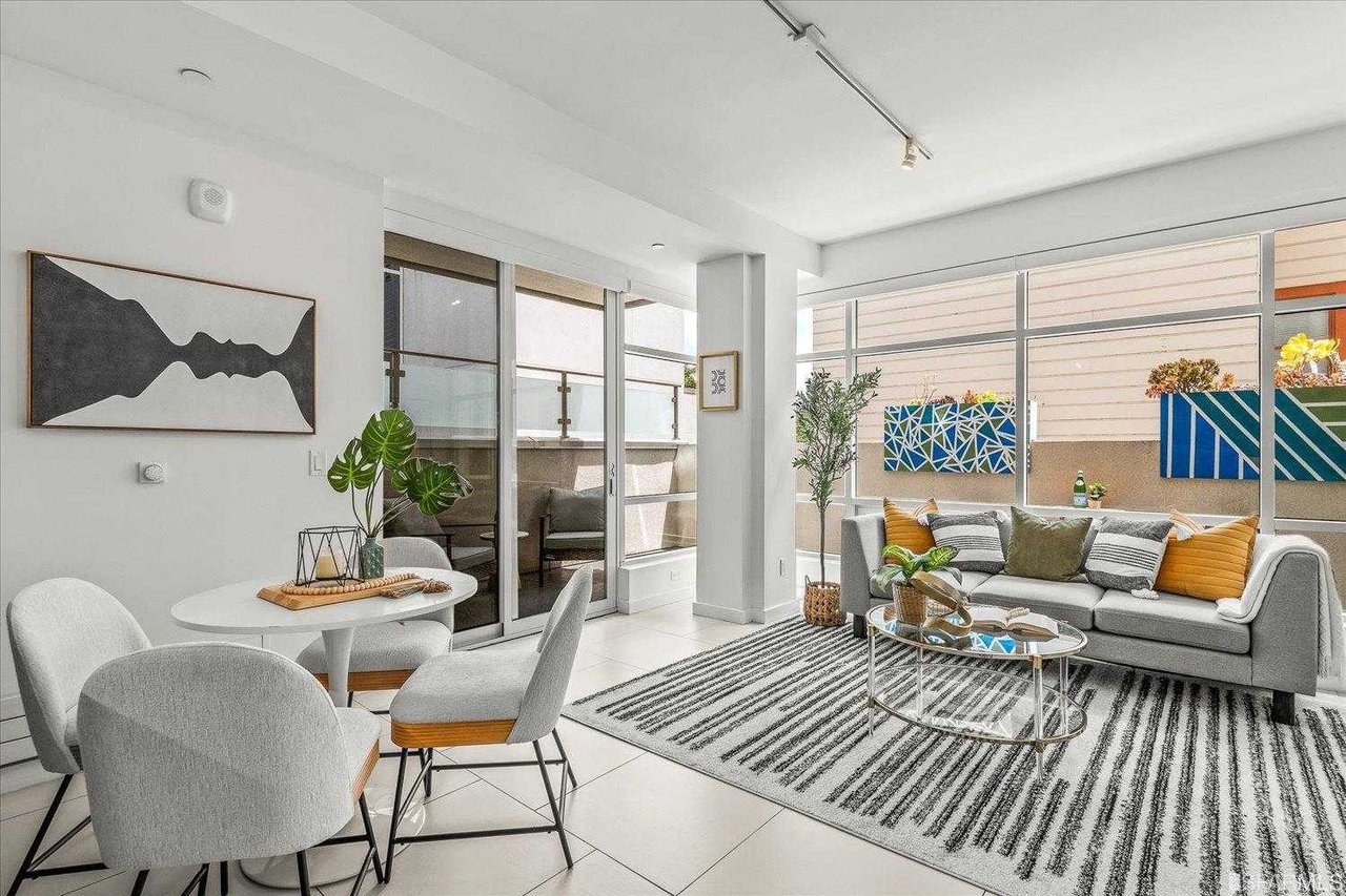 1868 Van Ness Ave #205