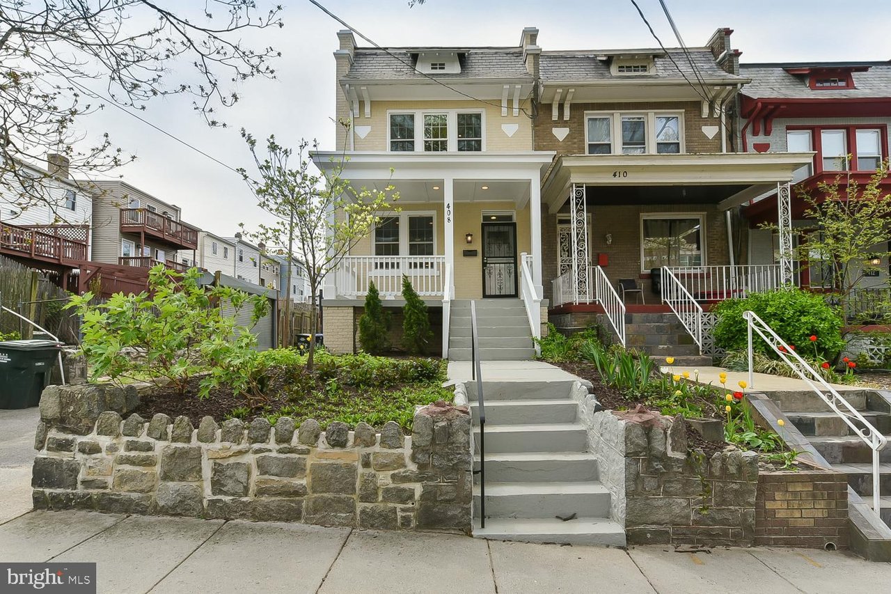 408 Crittenden St NW