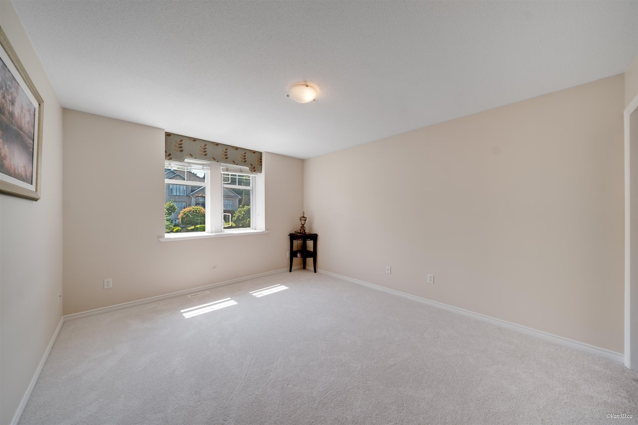 16495 111 Ave