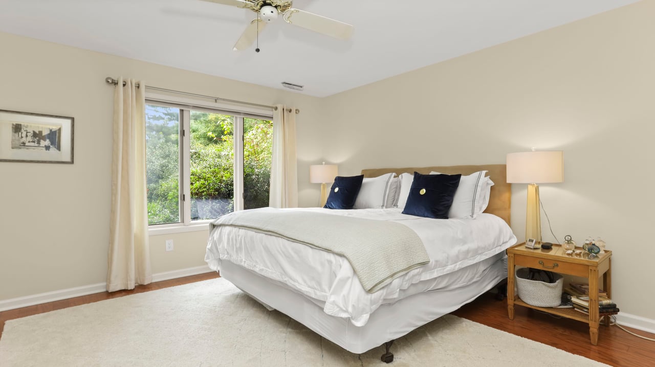 224 Lansdowne, Westport